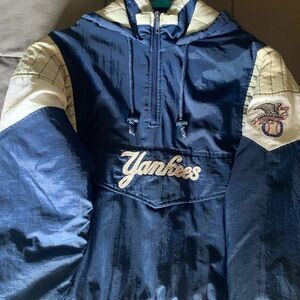 New York Yankees pullover hoodie by Starter